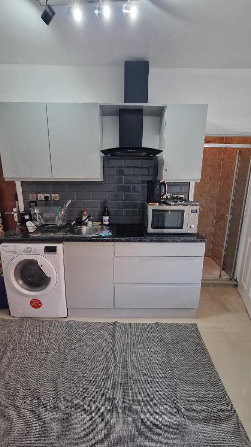 Small Cozy Studio Zone 1 Londra Exterior foto